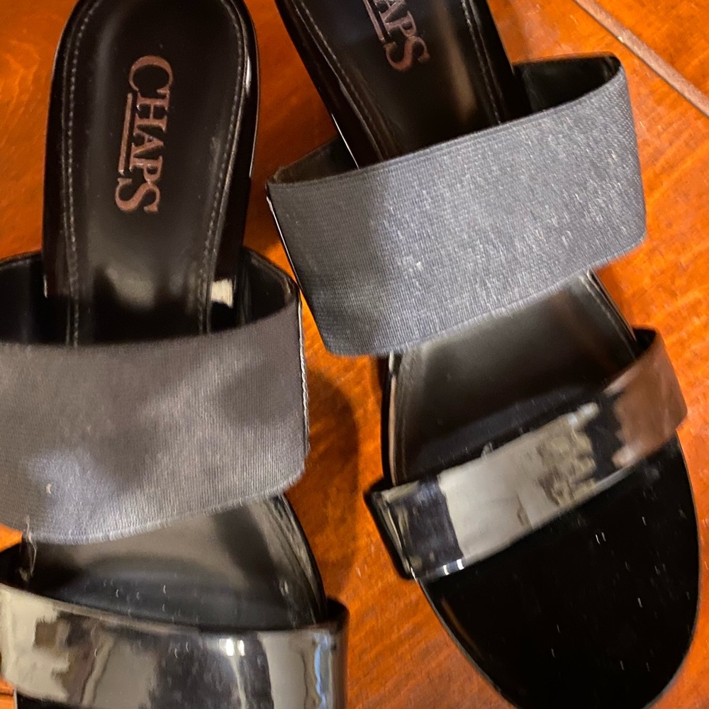 Chaps two strap Rhoda wedge heels. Size 7.5 medium - Picture 11 of 15